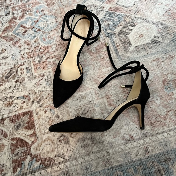 Nine West Suede Heel with Ankle Strap - Picture 3 of 3